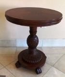 ADORABLE ROUND TOP PEDESTAL LAMP TABLE