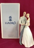 LLADRO ELEGANT COUPLE WITH BOX