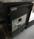 FIREPROOF BISCHOFF TUSTIN BLACK FLOOR SAFE W/ COMBO