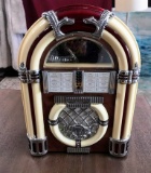 JUKE BOX TABLE TOP RADIO