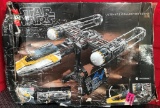 NEW IN BOX LEGO STAR WARS - SEE PICS FOR DAMAGED BOX