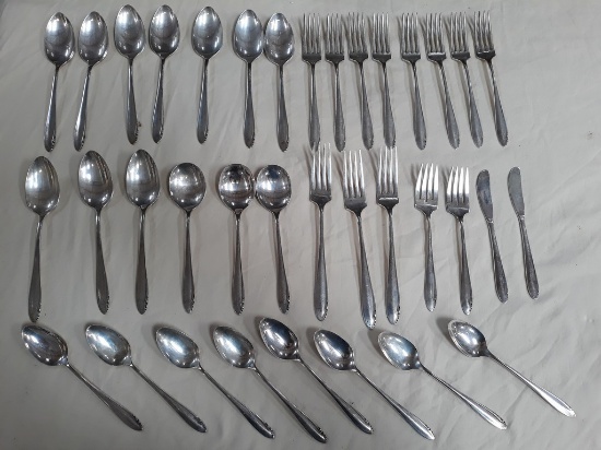 LOT OF HEIRLOOM STERLING SILVER WARE SET  - LASTING SPRING - WEIGHT: 3.0 Lbs.