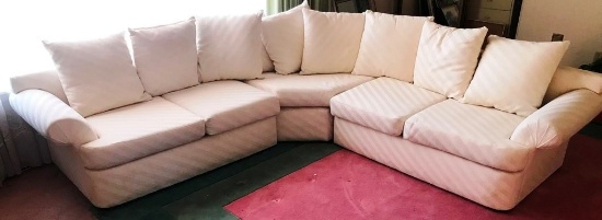 3PC WHITE FABRIC SECTIONAL WITH PILLOWS