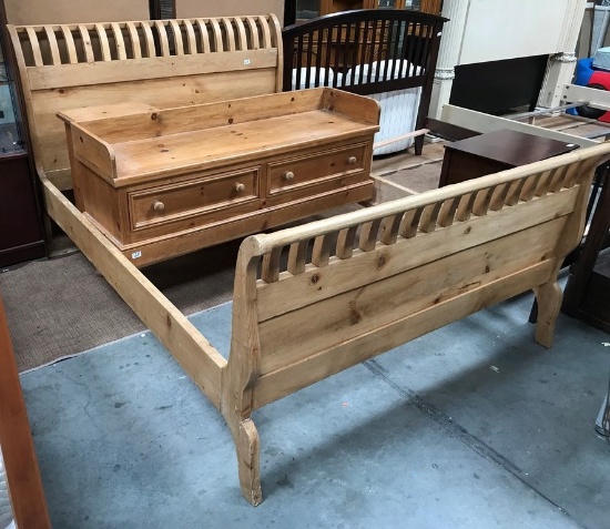 RUSTIC QUEEN SIZE BED WITH MATCHING END TABLE AND BLANKET CHEST/BENCH