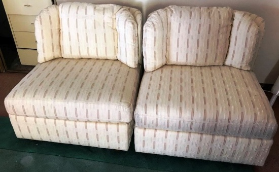 LOT OF TWO ARMLESS OCCASIONAL CHAIRS BY SHOWCASE COLLECTION