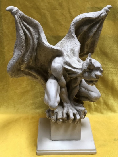 20" TALL WHITE GARGOYLE FIGURINE