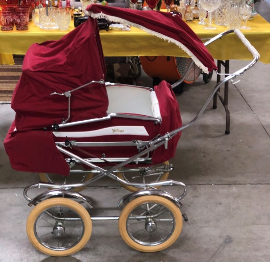 BEAUTIFUL VINTAGE RED PRAM/STROLLER BY PEREGO