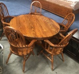 ROUND OAK TABLE & 5 OAK CAPTAIN CHAIRS - SOLID WOOD