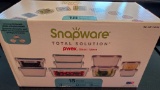 SNAPWARE TOTAL SOLUTION BY PYREX - NEW IN BOX