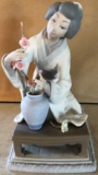 ASIAN LLADRO PORCELAIN FIGURINE W/ FLOWERS