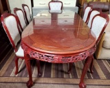 NICE MAHOGANY CARVED DINING TABLE & 7 CHAIRS