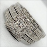 14KT WHITE GOLD 1.90CTS DIAMOND RING FEATURES .40CTS CENTER DIAMOND