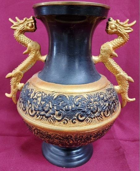 VINTAGE BLACK/GOLD ASIAN METAL VASE