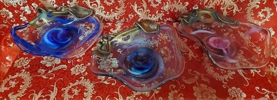 LOT OF (3) SIGNED ART GLASS PIECES