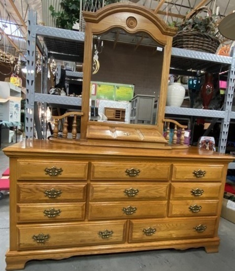 VERY NICE OAK DRESSER WITH MIRROR