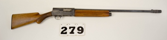 Browning A5, 12-Ga. Semi-Auto., #219528, 26-In. bbl. w/poly choke, fair blue, crack in foreend