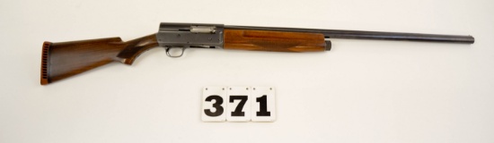 Savage 720, 12-Ga. Semi-Auto., #37011, 30-In. Solid Rib bbl, strong blue and small crack in foreend