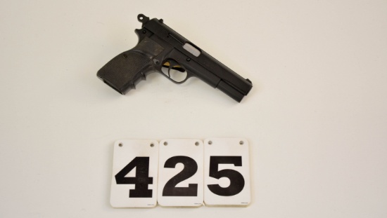 Industrial Argentina Sportarms FM Hi-Power, 9 MM Semi-Auto. Pistol, #383886, w/2 clips and canvas ho