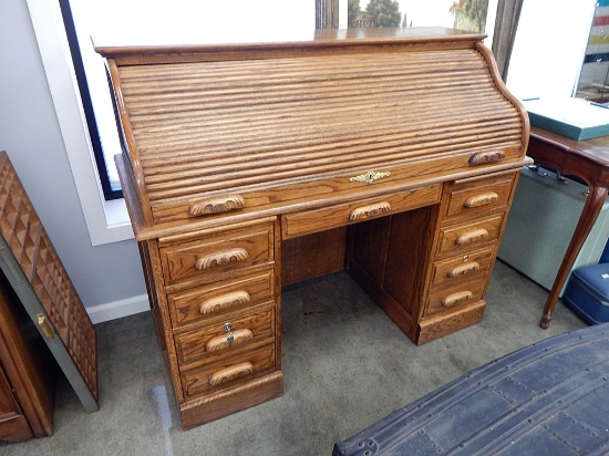 Vintage 1970s Solid Oak Roll-Top Desk - 45"h X 53"w X 23½"d