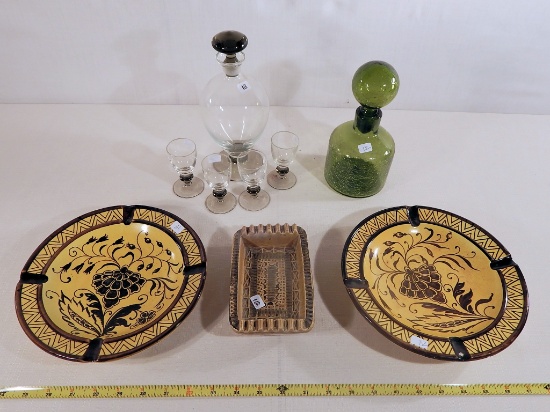 1960s Crackle Glass Decanter; Vintage Italy Decanter W/ 4 Cordials; 3 Italy