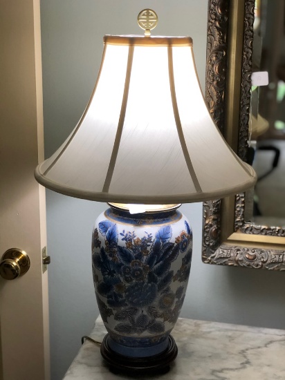 Nice Blue, White & Gilt Lamp