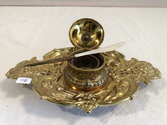 Antique Single Inkwell W/ Cherubs & Mother Of Pearl Pen