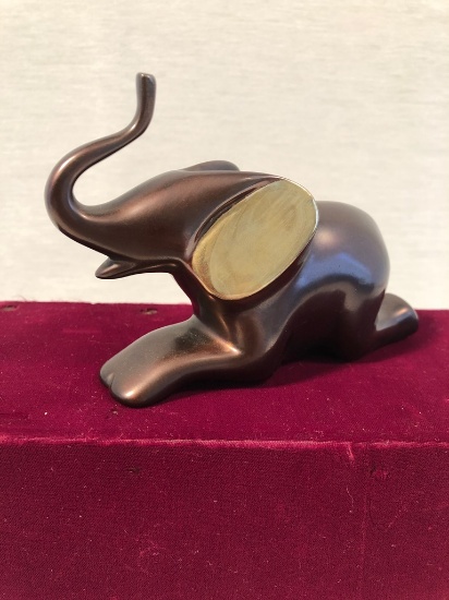 Bronze Elephant - By Loet Vanderveen, 5½"x4", 505/1000