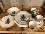 23-piece Nikko Dinnerware - Christmas Time