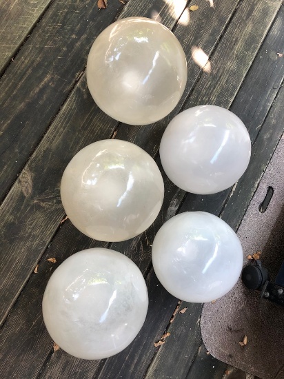 Set Of 5 Plastic Sphere Lights