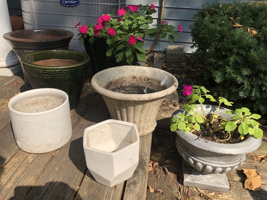 7 Flower Pots - Largest Is 16"x13½" - Local Pickup Only