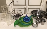 Set Silicone Collapsible Strainers; Funnel; Iron Fruit Basket; Lucite Boxes