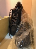 New In Box Men's Dryz Shoes - Size 8½ M/W