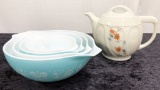 Set Of 4 Vintage Pyrex Mixing Bowls; Large Vintage Coffee Pot