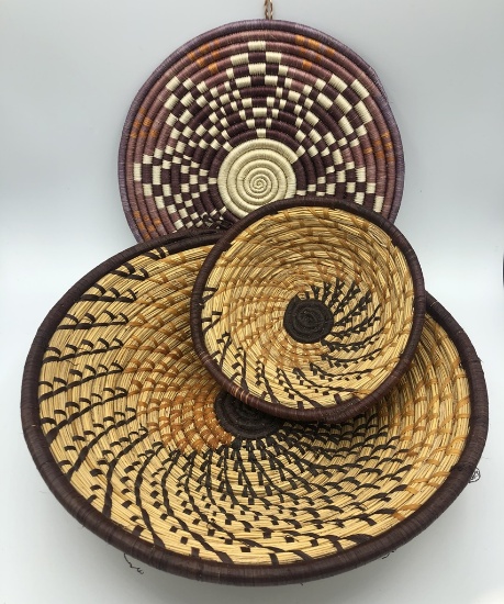 Handmade Trivet; 2 Handmade Baskets - Largest Is 12"