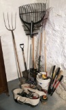 Large Lot Yard & Gardening Tools