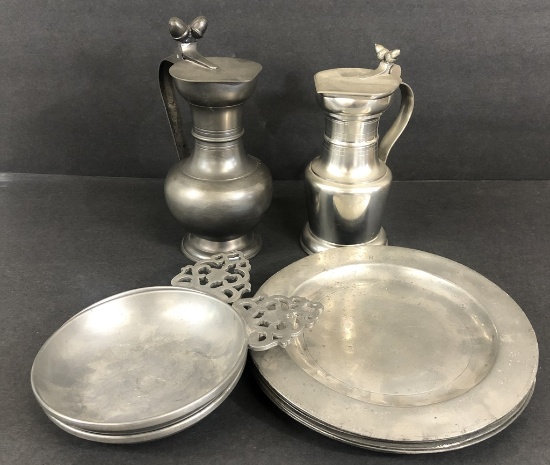 2 Pewter Pitchers - 9" & 8"; 6 Old " London " Pewter Plates - 9"; 2 Stede P