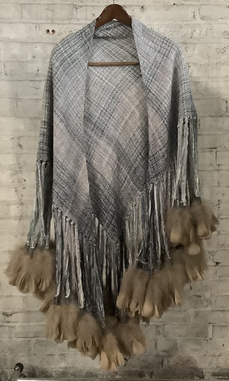 Feathered Wrap