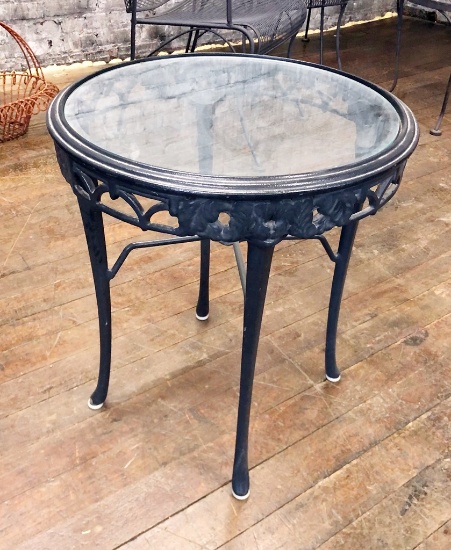 Small Outdoor Table - 22"x19½" Dia., From Hall's Kansas City - LOCAL PICKUP