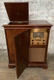 Magnavox Georgian Console Radio Phonograph - Needs New Cord, Working Condit