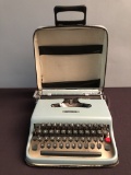 Vintage Olivetti Underwood Typewriter - Lettera #22, In Case