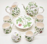 Vintage Cambridge For Jubilee Pottery 12-piece Set