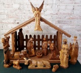 Very Nice Large Wooden Hand Carved 15-piece Crèche Set - 24