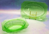 Jeanette Glass Co. Green Uranium Depression Glass Platter - 11½