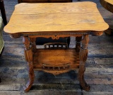 Early 1900s Oak Parlor Table - 30