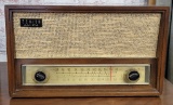 Zenith Radio In Wooden Cabinet - Working Condition