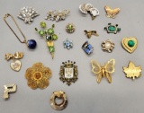 17 Vintage Costume Brooches