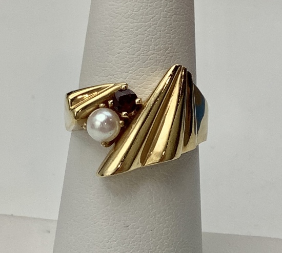 14kt Garnet/Pearl Ring - Size 6½ (7.7g Total Weight)