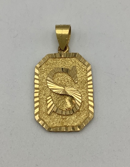 21kt (As Marked) S Pendant (3.9g Total Weight)