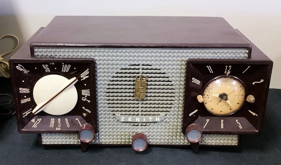 Zenith 1950s Tube Radio / Telecron Clock - Model 733, 15½"x7½"x7½", Hum & S