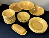 Vintage Fiesta - 25 Pieces Homer Laughlin, Largest Bowl Is 9